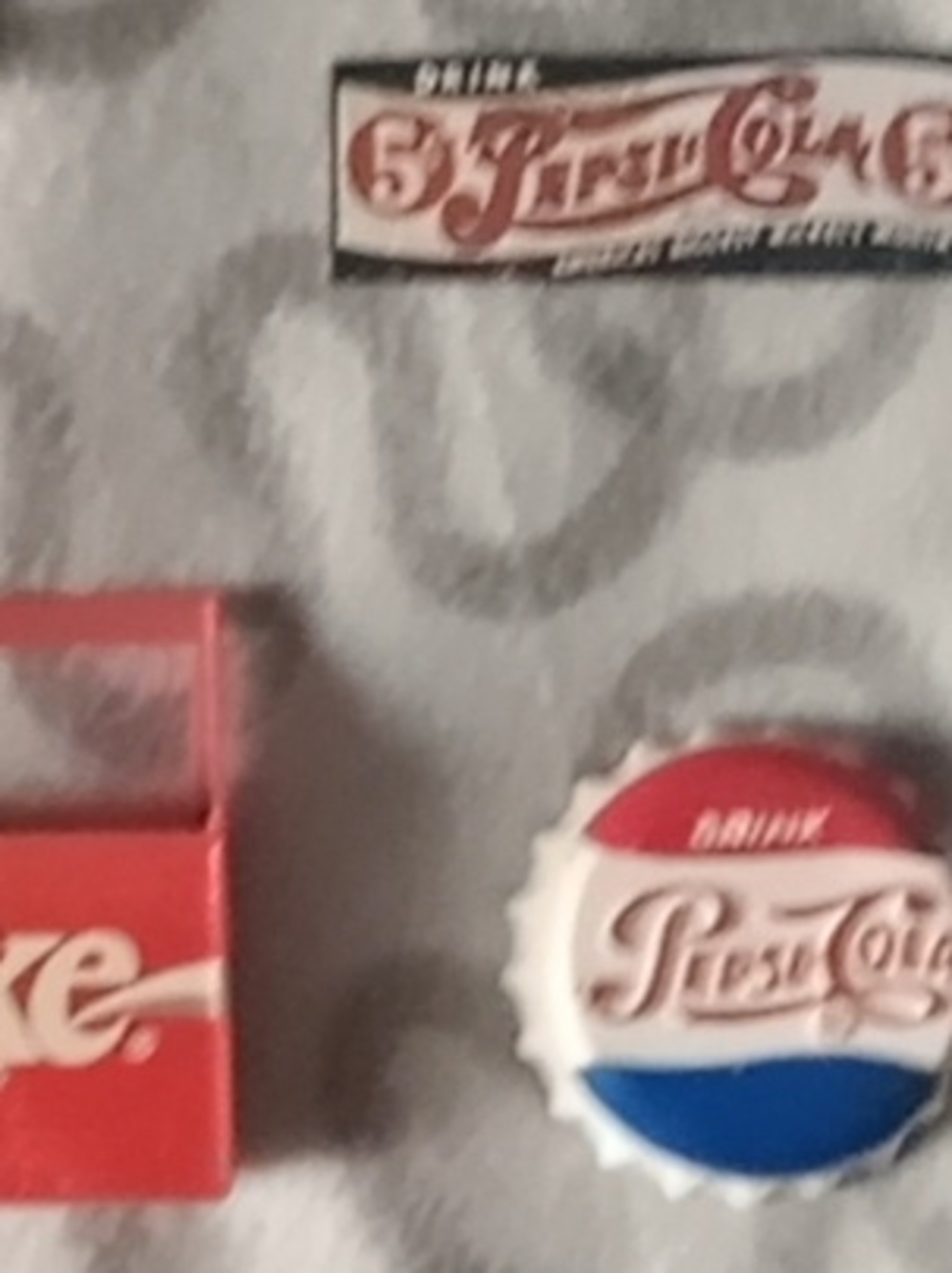 VintagePepsi Retro Bottle Cap FridgeMagnet - Red/White/Blue